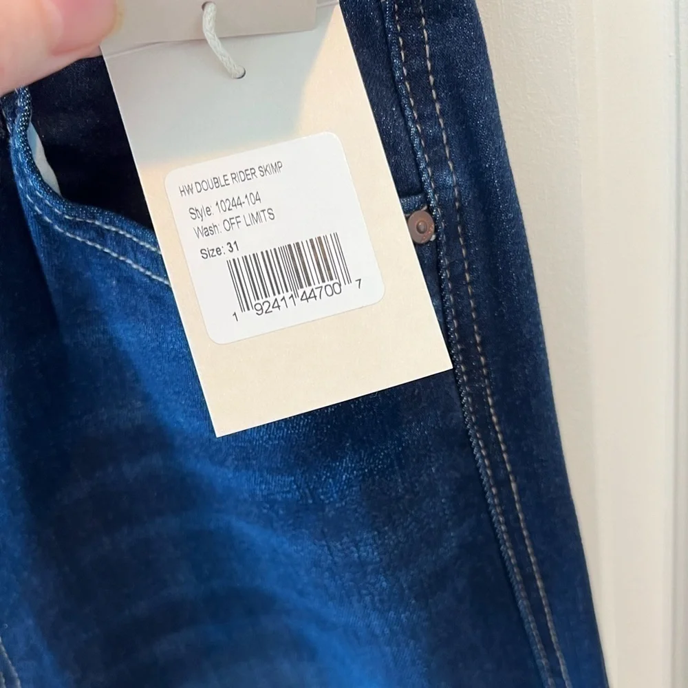 MOTHER HIGH WAISTED DOUBLE RIDER SKIMP JEANS OFF LIMITS